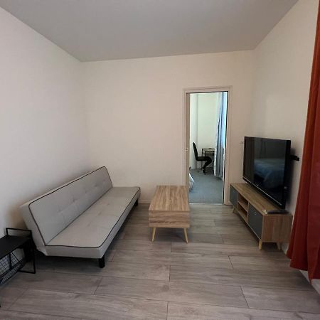 103 T2 Hyper Centre Meaux Apartman Kültér fotó