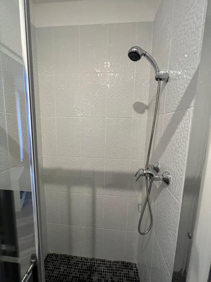 103 T2 Hyper Centre Meaux Apartman Kültér fotó